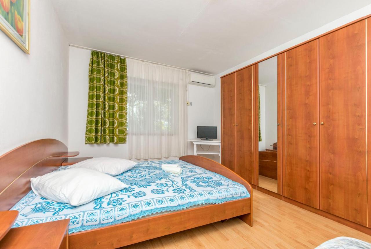 Duće Apartments Anka מראה חיצוני תמונה