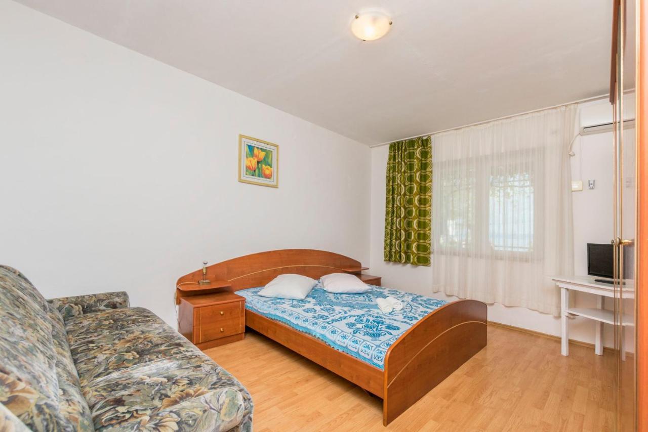 Duće Apartments Anka מראה חיצוני תמונה